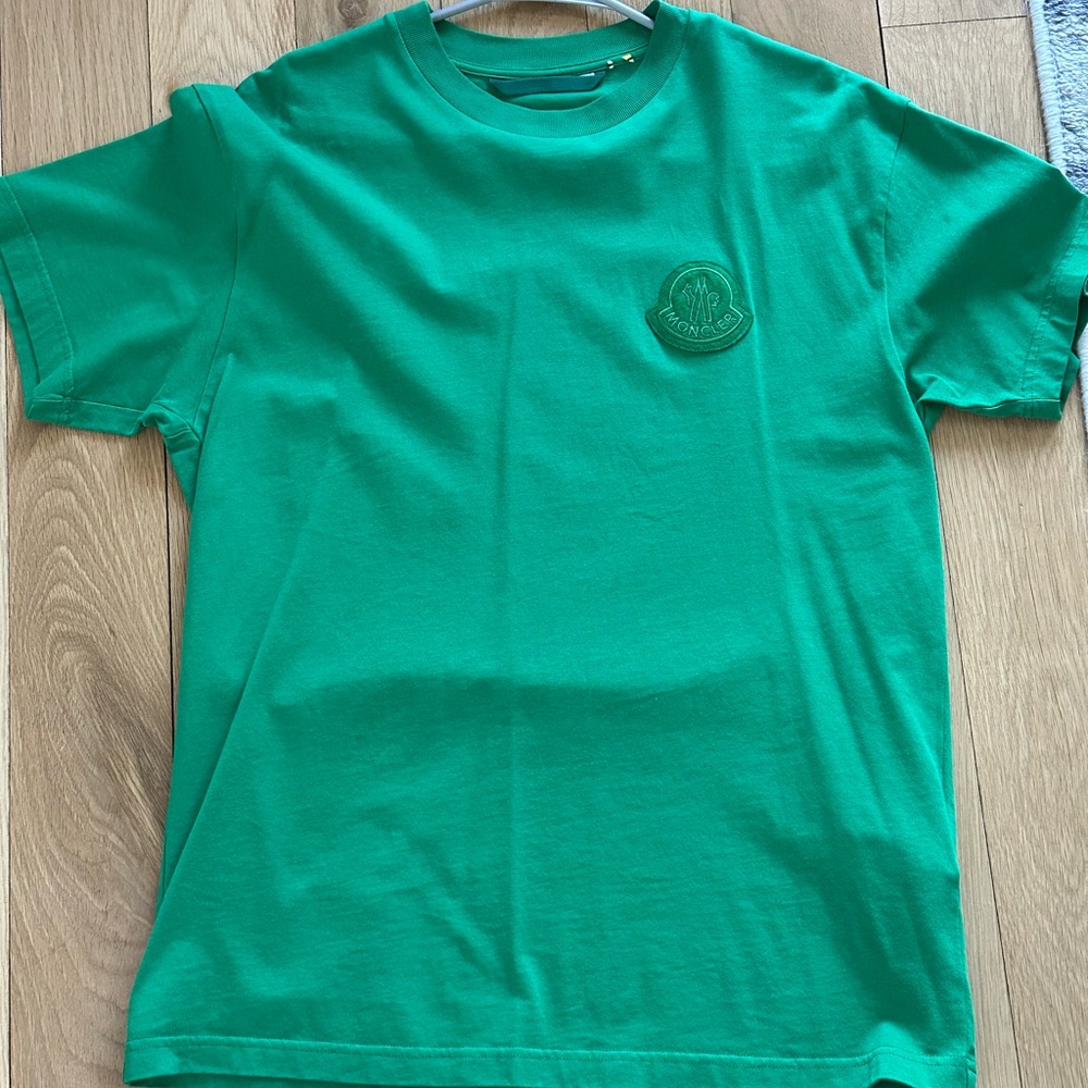 Men’s moncler t shirt